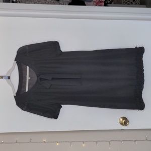 Walter Baker black short sleeve shift mini knee length dress ruffle hem size 2